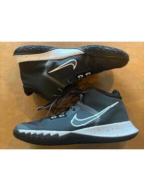 Nike Kyrie Flytrap 4 Black Shoes (Boys 5.5Y)